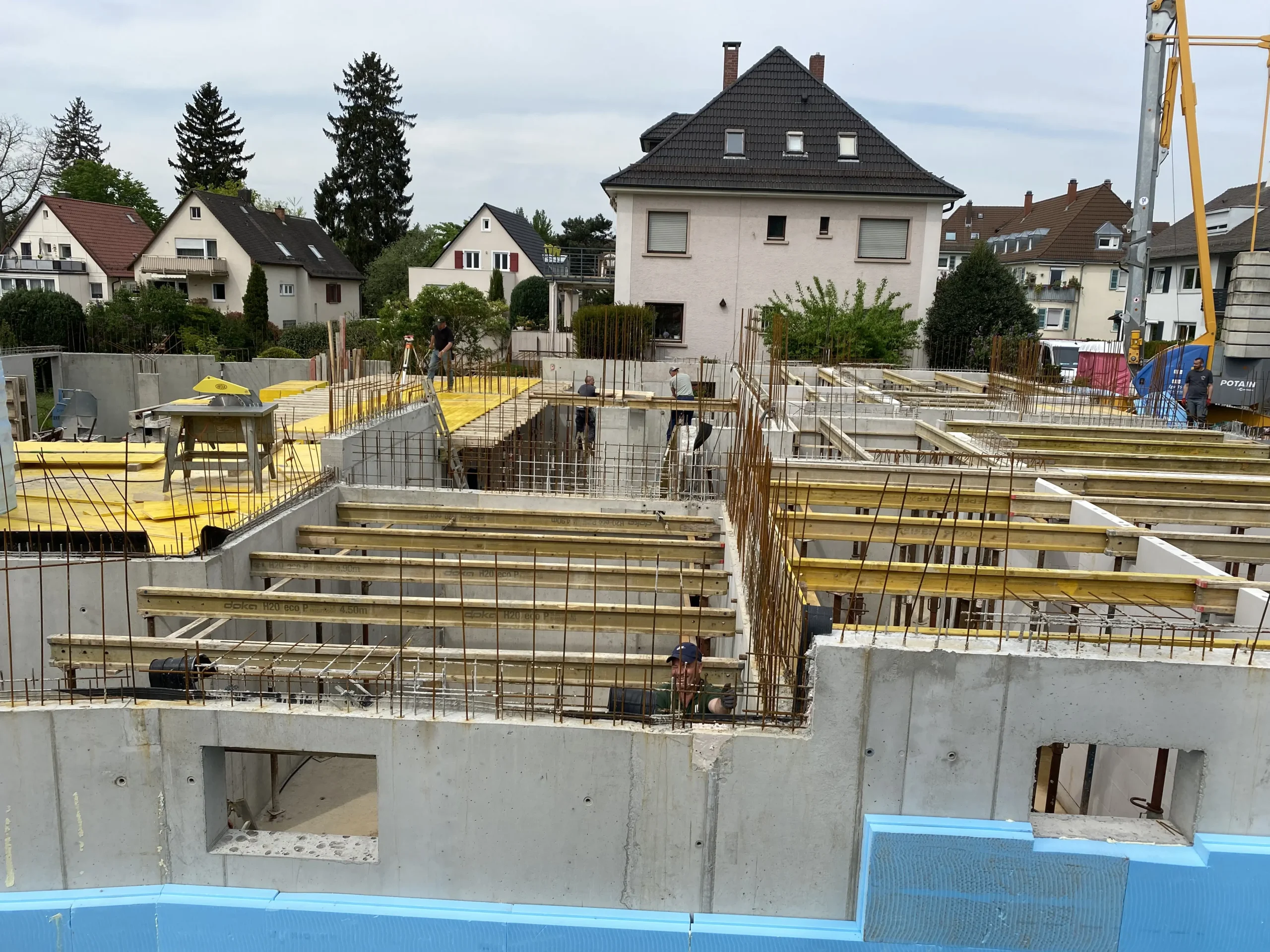 Baustelle der Huser Bauunternehmung in Karlsruhe – Rohbauarbeiten